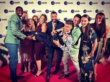 23622403_10155428327226284_4097552787225958236_n.jpg (1)