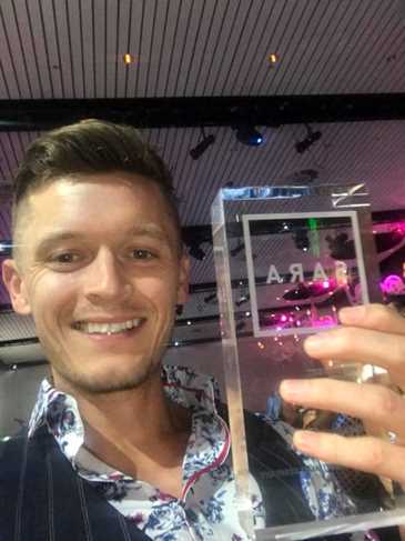 23559942_10155634141320907_8487538488831751798_n.jpg (1)